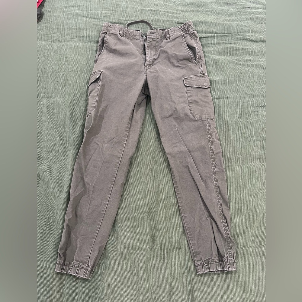 Uniqlo Men's Charcoal Cargo Pants